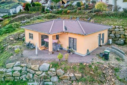 Neuer Bungalow mit fantastischer Aussicht - Oppenau