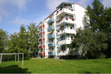 moderne 4-Raum-Wohnung im EG - 440,00&nbsp;EUR Kaltmiete, ca.&nbsp; 63,50&nbsp;m&sup2;&nbsp;Wohnfl&auml;che in Schwerin (PLZ: 19057) Lankow