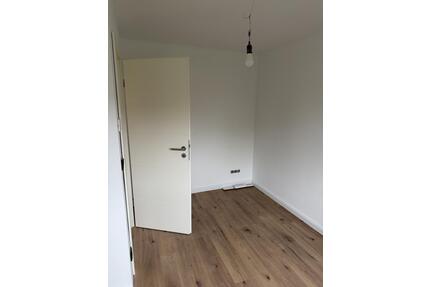 Kernsanierte 4,5-Zimmer-Maisonettewohnung in Celle OT Vorwerk zu vermieten