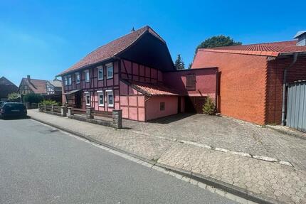 Oberg: Haus für den Handwerker - 225.000,00&nbsp;EUR Kaufpreis, ca.&nbsp; 180,00&nbsp;m&sup2; in Ilsede (PLZ: 31246) Adenstedt