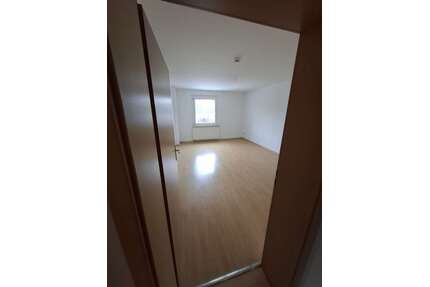 Wohnung zum Mieten in Bitterfeld-Wolfen 350,00 € 50.25 m²