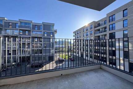 Wohnung zum Mieten in Berlin 1.948,00 € 84.68 m²
