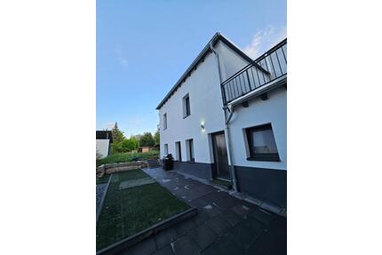 Exposé – Modernes Einfamilienhaus in Neuwied Kernsaniert