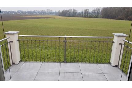 Schöne 2-Zimmer DG-Wohnung mit herrlicher SW-Aussicht - Ingolstadt Münchener Straße