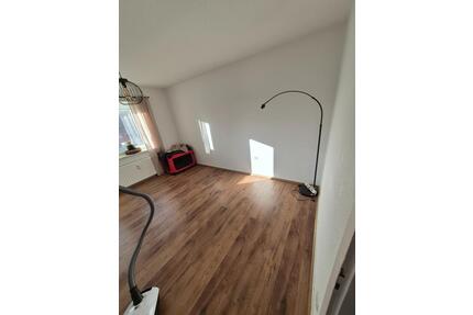 Wohnung 2 Etage 48,5 m² - 390,00&nbsp;EUR Kaltmiete, ca.&nbsp; 48,00&nbsp;m&sup2; in Gladbeck (PLZ: 45966) Alt-Rentfort