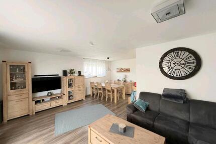 3-Zimmer-ETW mit großem Balkon & Stellplatz in Rheinnähe - Köln Porz