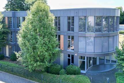 Büro in Düsseldorf 4.140,00 € 310 m²