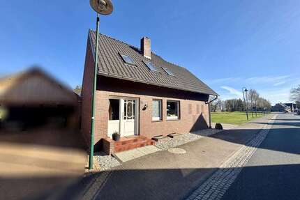 Haus zum Kaufen in Lage 165.000,00 € 110 m²