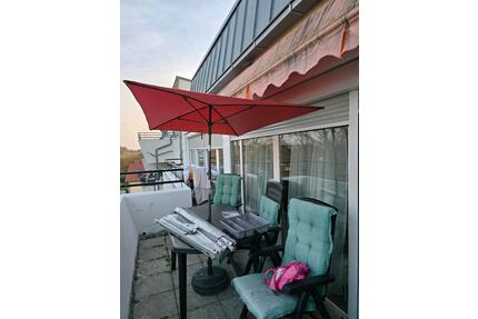 helle 3 Zimmerwohnung mit Balkon und PKW Stellplatz - Bruchköbel