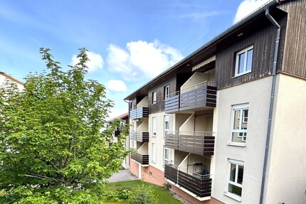 Wie Urlaub: 1-Zimmer Wohnung mit Balkon und Garage - Dobel