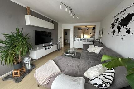 Zentral gelegene 2-Zimmer-Whg. mit Balkon - Wermelskirchen