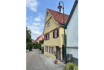 3 Zimmer Etagenwohnung - 800,00&nbsp;EUR Kaltmiete, ca.&nbsp; 53,00&nbsp;m&sup2; in Mühlacker (PLZ: 75417)