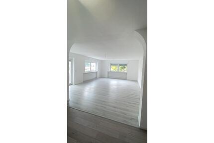 Helle-neu renovierte Wohnung in Nieder-Mockstadt - Altenstadt