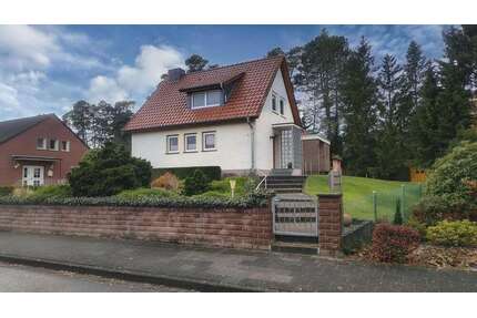 Haus zum Kaufen in Wietze 249.000,00 € 145 m²