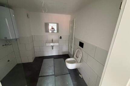 6-Zimmer Wohnung im 1. OG, Erstbezug nach Sanierung in Langenau Albeck - Langenau (Albeck)