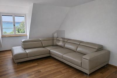 NOSTALGIE TRIFFT MODERNE - 2.100,00&nbsp;EUR &nbsp;pro&nbsp; Monat Kaltmiete, ca.&nbsp; 81,00&nbsp;m&sup2;&nbsp;Wohnfl&auml;che in Meersburg (PLZ: 88709)