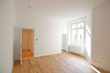 Wohnung zum Mieten in Berlin 831,13 € 38.85 m²