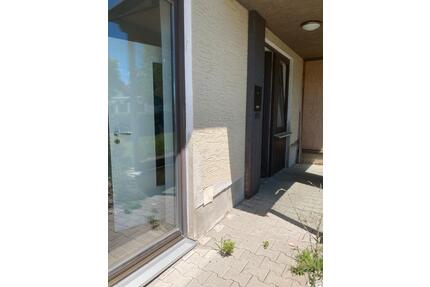 2 Zi-wg. + Abstellraum mit überdachtemHauseingang - Thurmansbang