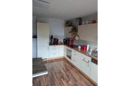 Schöne 3 ZKB Wohnung mit Balkon in Riegelsberg