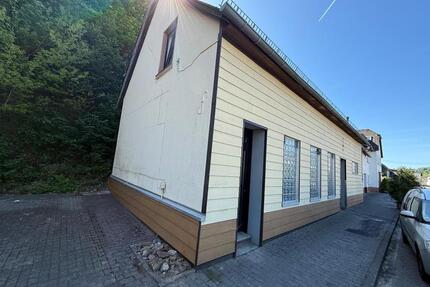 150 m² Lager + Büro | beheizt | WC | Hubwagen-Zugang | ab sofort - Raubach