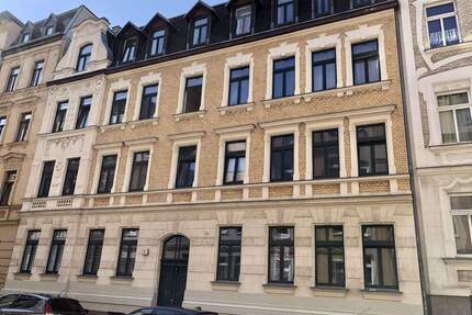 3-Raumwohnung im sanierten Altbau sucht! - Halle Innenstadt