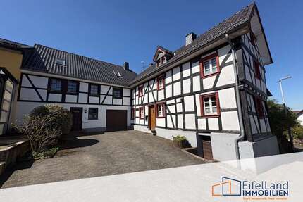 Haus zum Kaufen in Nettersheim Marmagen 389.000,00 € 215.04 m² - Nettersheim / Marmagen