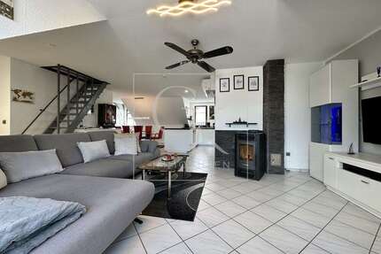 Wohnung zum Kaufen in Wachtberg 250.000,00 € 87 m²