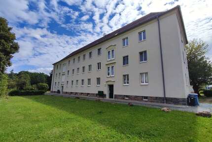 Wohnung zum Kaufen in OelsnitzErzgebirge 49.000,00 € 66 m² - Oelsnitz/Erzgebirge