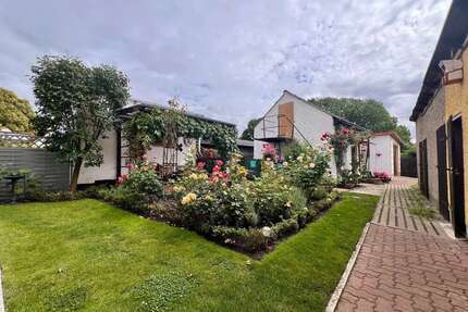 Haus zum Kaufen in Gingst 189.000,00 € 148.8 m²