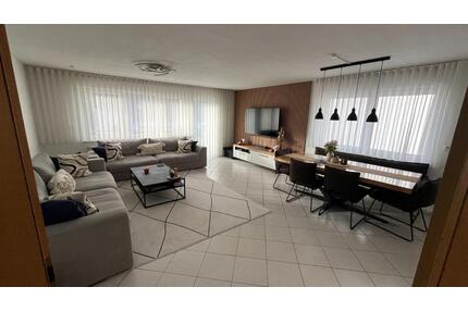 Modernisierte und möblierte 3,5 Zimmerwohnung zu vermieten - Remseck am Neckar