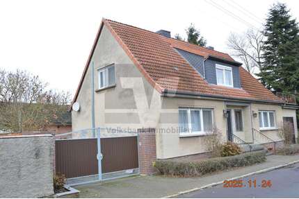 Haus zum Kaufen in DiesdorfPeckensen 129.000,00 € 157 m² - Diesdorf/Peckensen