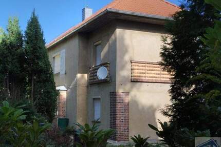 Anpacker gesucht! - Wohnhaus mit Doppelgarage, Gartenpavillon und großem Grundstück - Oderwitz Oberoderwitz