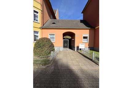 Wohnung zum Mieten in Essen 326,70 € 48.46 m²