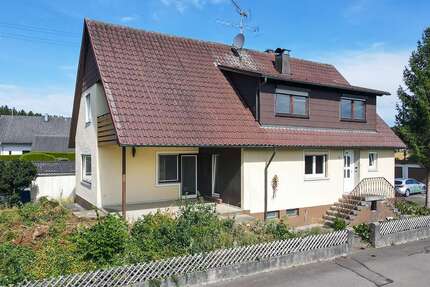 Haus zum Kaufen in Scheer-Heudorf 175.000,00 € 147.36 m²