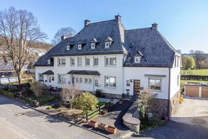 Haus zum Kaufen in Hilchenbach 139.000,00 € 103 m²