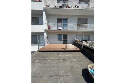 Großzügige 6 Zimmer, Küche und Bad Wohnung mit Terrasse - Ludwigshafen Mitte