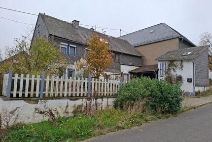 Kleines charmantes Bauernhaus mit Potenzial - Beltheim