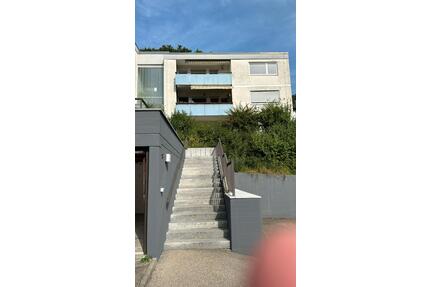 100 m2 Wohnung, 5 Zimmer, Küche, Bad, WC, Balkon In Oberkochen
