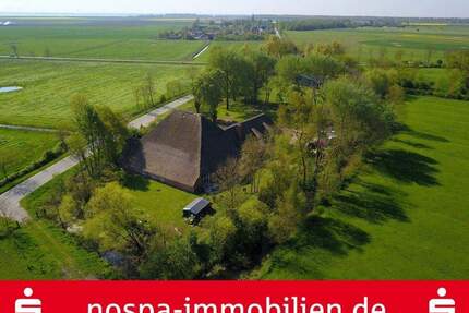 Ebenerdiges Wohnen unter Reet! Moderne Eigentumswohnung in Tönning