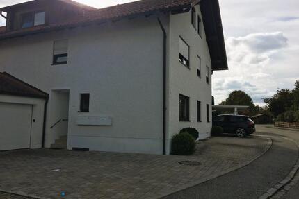 Sonnige 2-Zimmer-Wohnung in Essenbach, Ortsmitte, ruhige Siedlung