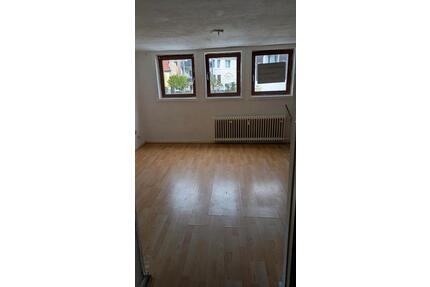 Bad Pyrmont 2 Zi. zu vermieten - 380,00&nbsp;EUR Kaltmiete, ca.&nbsp; 47,00&nbsp;m&sup2; in Bad Pyrmont (PLZ: 31812)