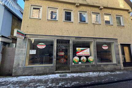 Voll eingerichtete Ladeneinheit in der Innenstadt zu vermieten - Schwäbisch Gmünd