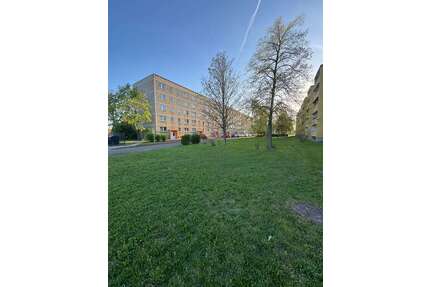 Haus zum Kaufen in Dessau 4.000.000,00 € 8641 m²