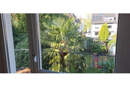 2,5 Zimmerwohnung mit Balkon, Bergerhausen, frei, renoviert, grüne Lage - Essen Stadtbezirk II