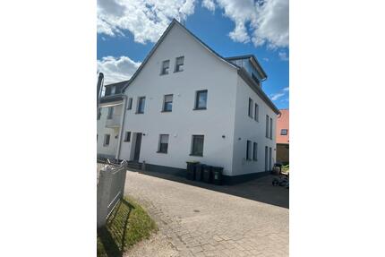 Schöne 1 Zimmer Dachgeschoss 70m3 - Pretzfeld