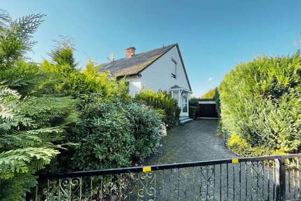 Haus zum Mieten in Kröppelshagen-Fahrendorf 2.100,00 € 136 m²