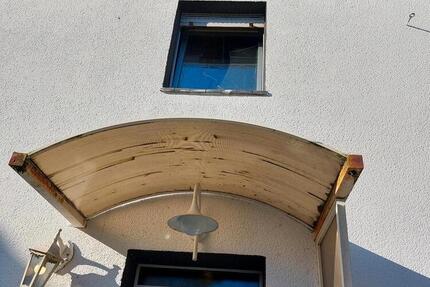 Haus in Worringen 5 Zimmer, Bad,Küche Flur,kleiner Hof sofort - Köln Chorweiler