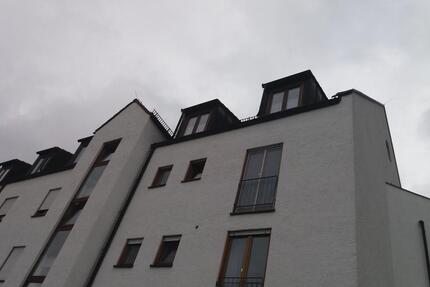 Gut geschnittene 2-Zimmer Dachgeschosswohnung inkl. Parkplatz - Bamberg Bamberg-Ost