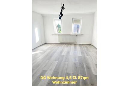 Renovierte 4,5 Zi.-Whg.mit EBK, Garten&Terasse - Neustadt bei Coburg