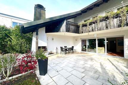 Platz ist Luxus! Großzügiges Familienrefugium in bester Anbindung und attraktiver Lage Grünwald